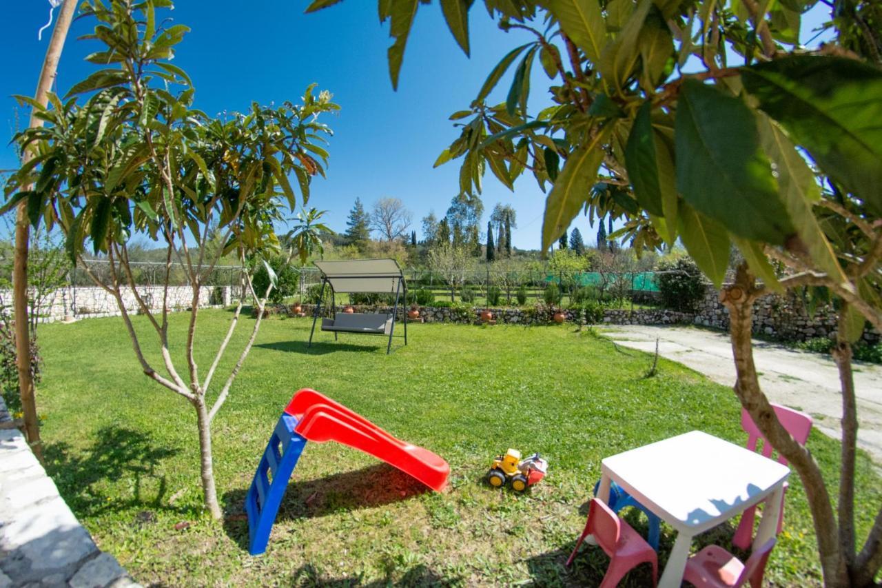 Kanakádes Giannakis Villa מראה חיצוני תמונה