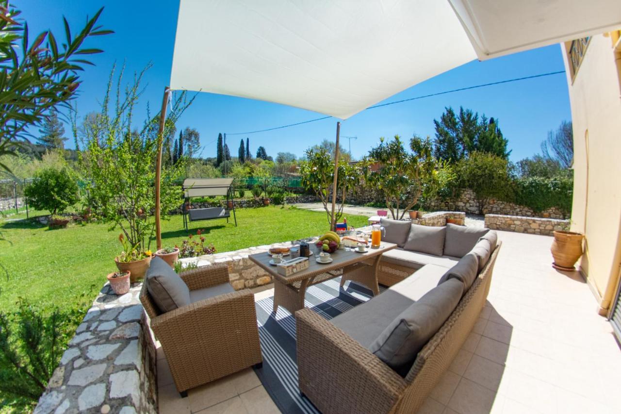 Kanakádes Giannakis Villa מראה חיצוני תמונה